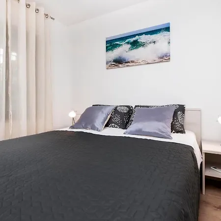 Katarina Apartment *