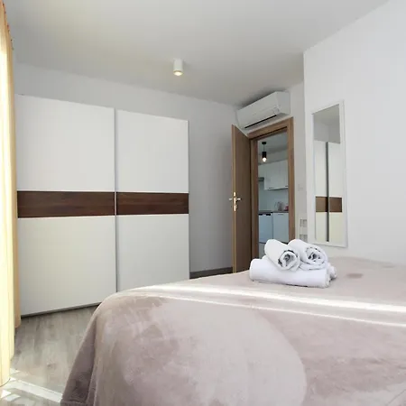 Katarina Apartment *